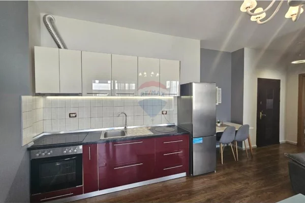 Shtepi me qera 1+1 ne Tirane - 650 Euro