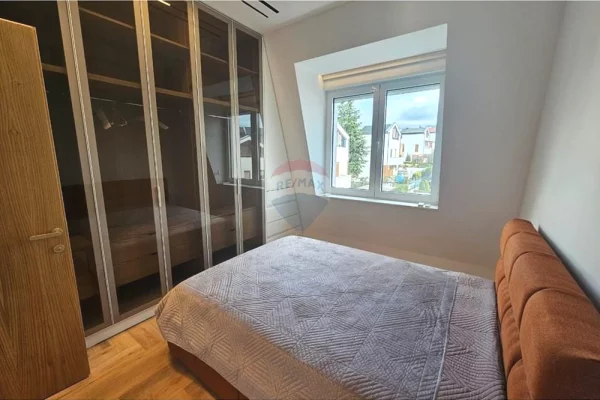 Shtepi me qera Apartament ne Tirane, 2+1, Mobilimi E mobiluar, Pagesa 2,200  Euro.