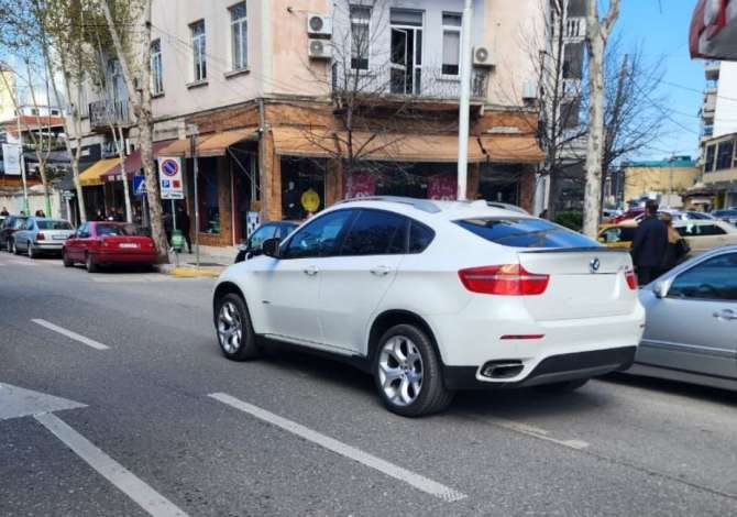 Noleggio Auto  a Tirana - 100 Euro