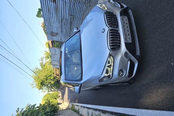 Makina ne shitje ne Tirane - 14,900 Euro