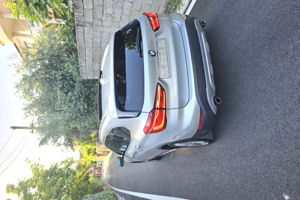 Makina ne shitje ne Tirane - 14,900 Euro