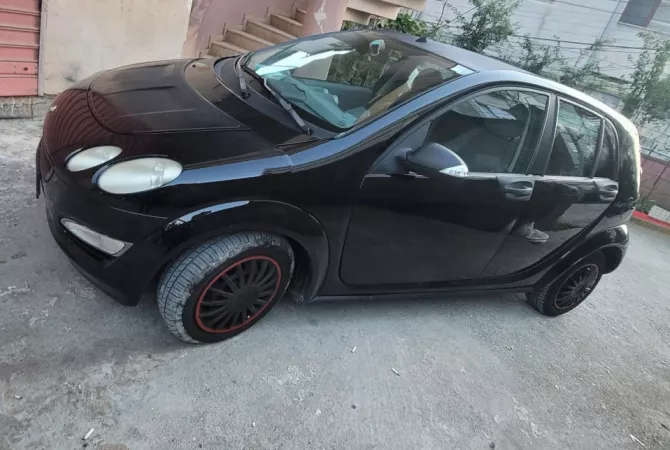 Makina ne shitje ne Tirane - 2,500 Euro