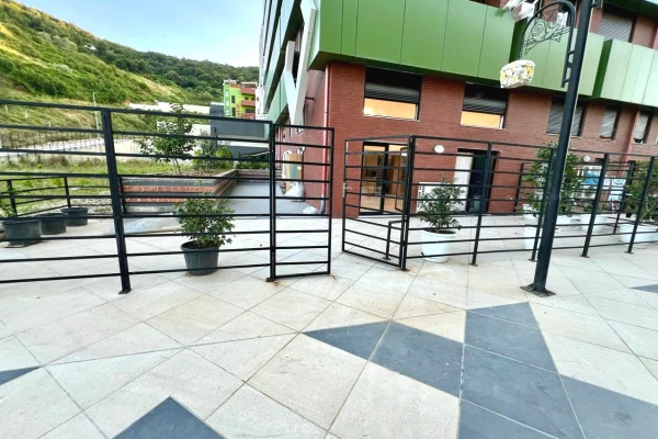 Shtepi me qera 3+1 ne Tirane - 1,400 Euro