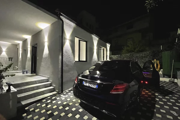 Shtepi me qera Apartament ne Tirane, 1+1, Mobilimi E mobiluar, Pagesa 600  Euro.