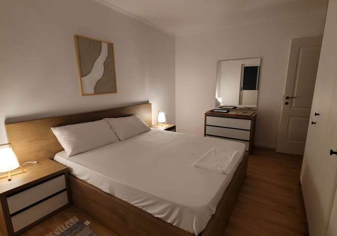Shtepi me qera 2+1 ne Tirane - 700 Euro