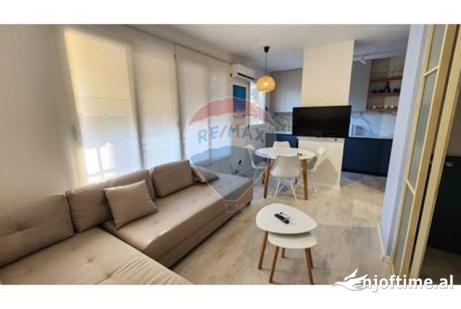Shtepi ne shitje 1+1 ne Durres - 65,000 Euro
