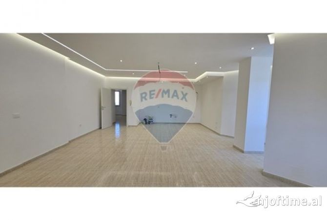 Jepet me qira apartament per zyre prane Ambasades Amerikane