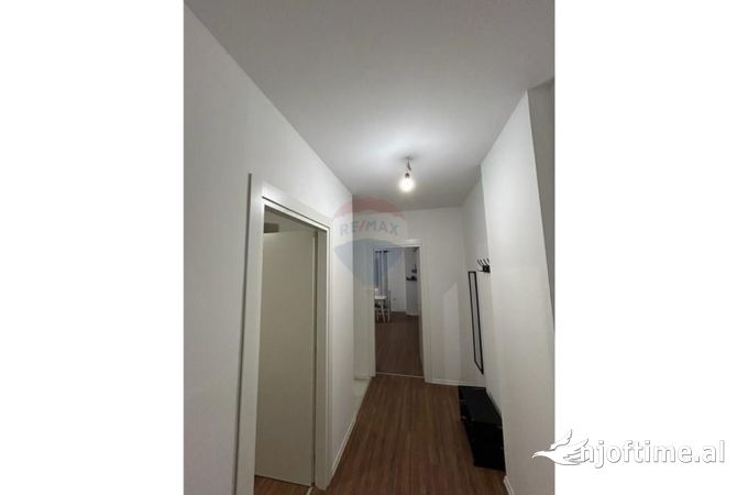 Shtepi me qera 1+1 ne Tirane - 400 Euro