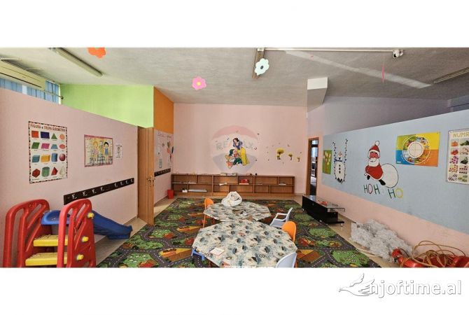 Ambient biznesi me qera 3+1 ne Tirane - 500 Euro