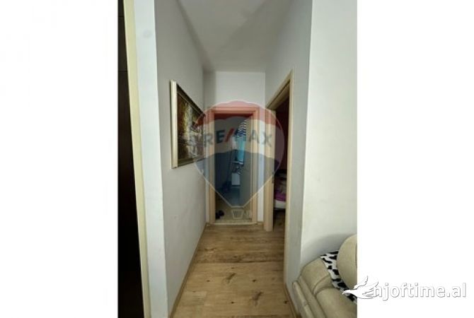 Shtepi ne shitje 1+1 ne Tirane - 105,000 Euro