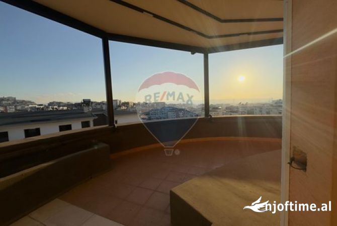 Ambient biznesi me qera 7+1 ne Tirane - 400,000 Leke