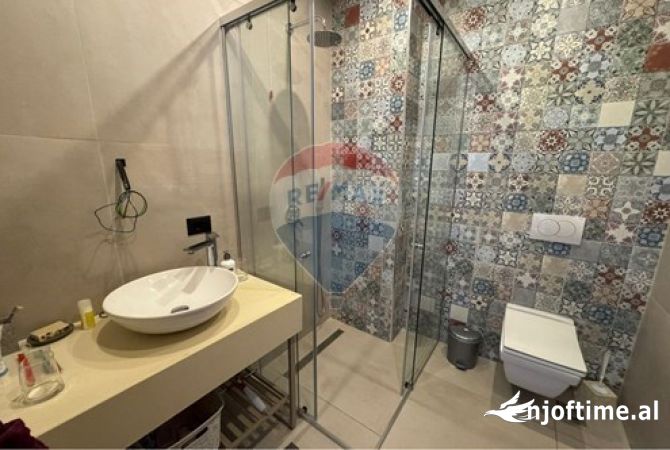 Shtepi ne shitje Apartament ne Durres, 1+1, Mobilimi Pjeserisht e mobiluar, Pagesa 120,000  Euro.