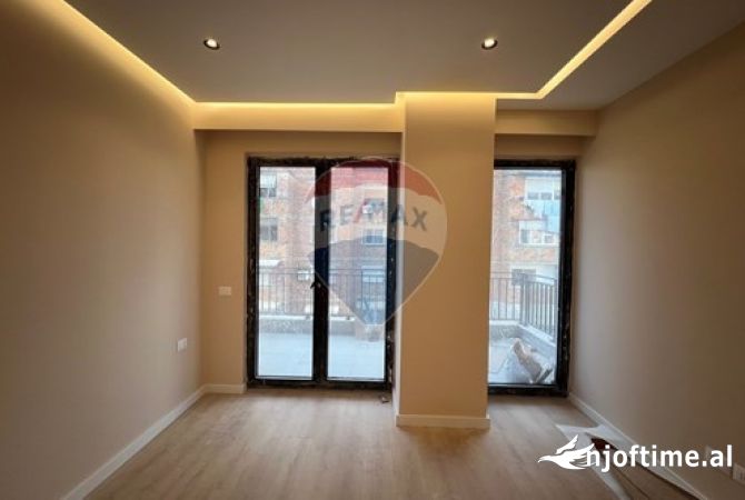Shtepi ne shitje 2+1 ne Tirane - 210,000 Euro