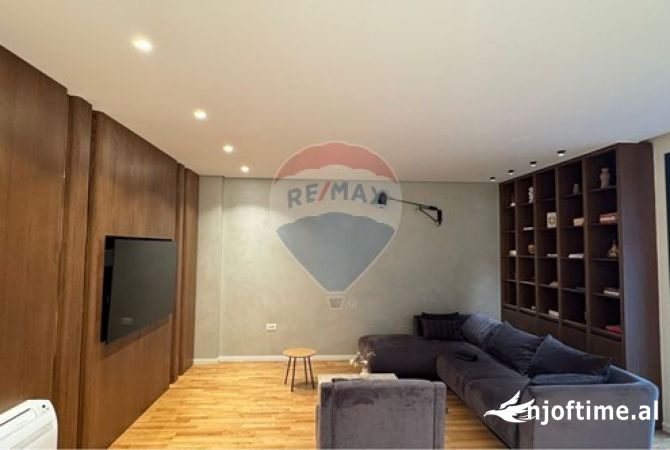 Shtepi ne shitje 3+1 ne Tirane - 416,000 Euro