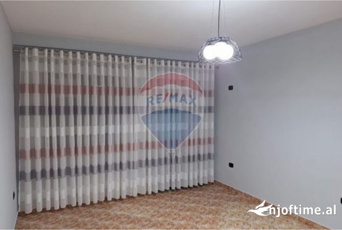 Shtepi ne shitje 2+1 ne Tirane - 158,000 Euro
