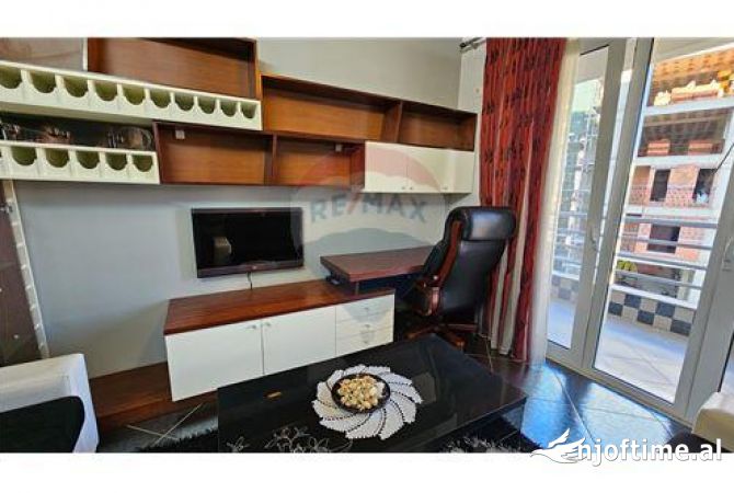 Shtepi me qera 3+1 ne Tirane - 700 Euro