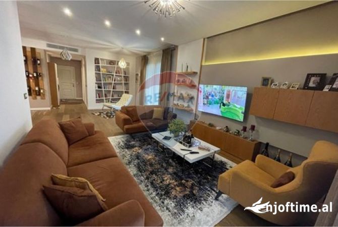 Shtepi ne shitje 3+1 ne Tirane - 500,000 Euro