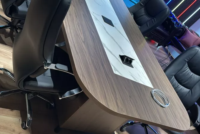 Ambient biznesi me qera 3+1 ne Tirane - 2,000 Euro
