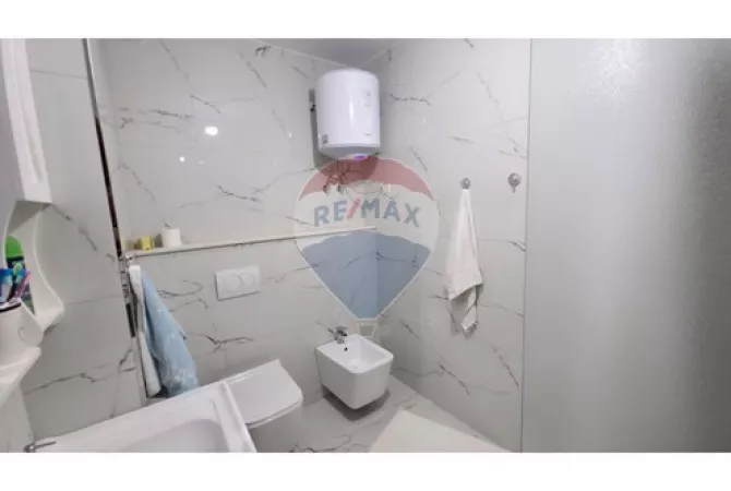 Shtepi me qera 2+1 ne Tirane - 70,000 Leke