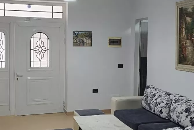Shtepi me qera 1+1 ne Tirane - 400 Euro