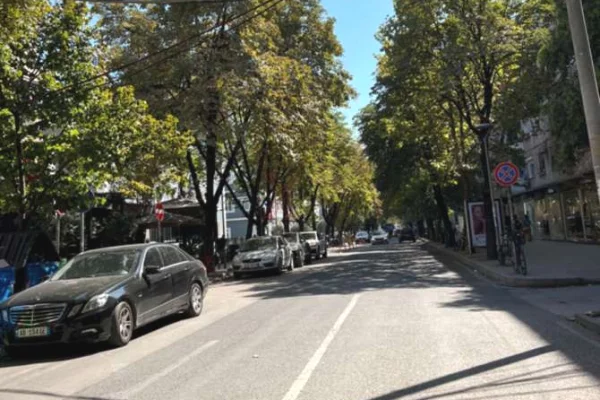 Business Property in Sale 1+1 in Tirana - 270,000 Euro