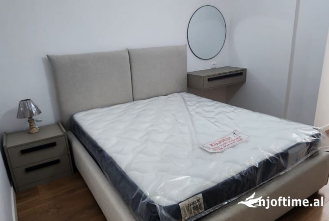 Shtepi me qera Apartament ne Tirane, 2+1, Mobilimi E mobiluar, Pagesa 750  Euro.