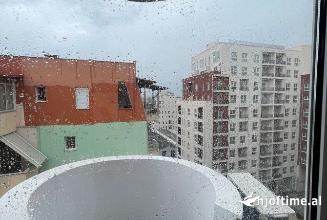 Shtepi ne shitje Apartament ne Tirane, 2+1, Mobilimi E mobiluar, Pagesa 143,000  Euro.