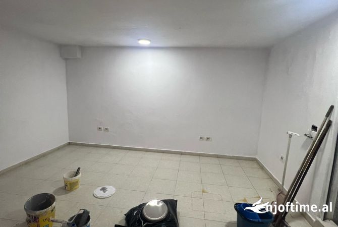 Ambient biznesi ne shitje 1+1 ne Tirane - 57,000 Euro