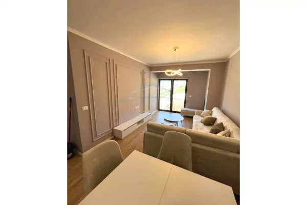 Casa in affitto 2+1 a Tirana - 700 Euro