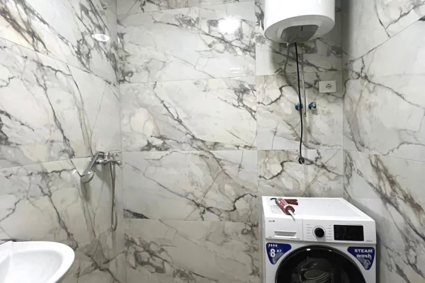 Shtepi me qera 2+1 ne Tirane - 650 Euro