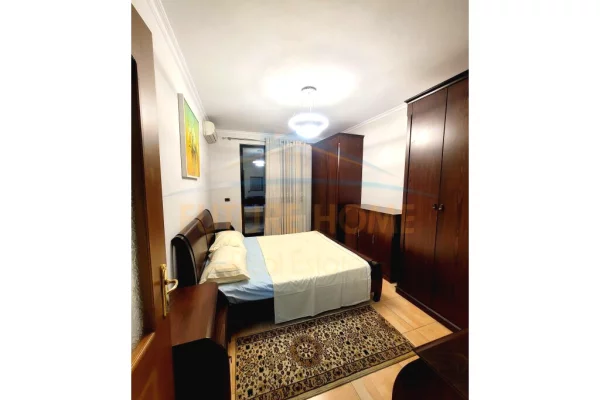 Shtepi me qera Apartament ne Tirane, 2+1, Mobilimi E mobiluar, Pagesa 750  Euro.