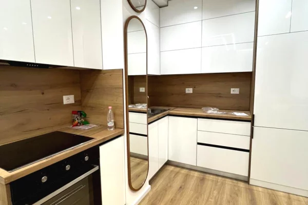 Shtepi me qera Apartament ne Tirane, 2+1, Mobilimi E mobiluar, Pagesa 600  Euro.