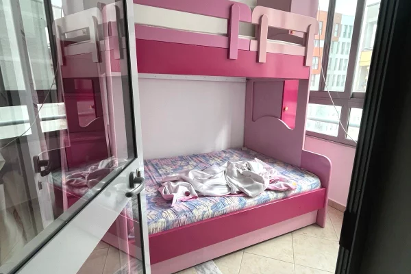 Shtepi me qera Apartament ne Tirane, 2+1, Mobilimi E mobiluar, Pagesa 350  Euro.