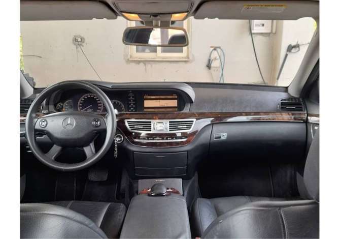 Jepet makine Benc Mercedes S Class me qera duke filluar nga 50 euro dita