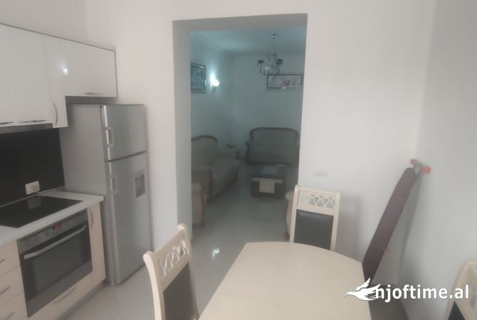 Shtepi me qera 2+1 ne Tirane - 600 Euro