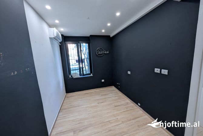 Shtepi me qera Apartament ne Tirane, 1+1, Mobilimi Bosh, pa mobiluar, Pagesa 600  Euro.