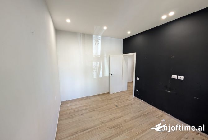 Shtepi me qera 1+1 ne Tirane - 600 Euro