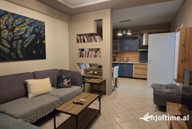 Shtepi me qera 1+1 ne Tirane - 600 Euro