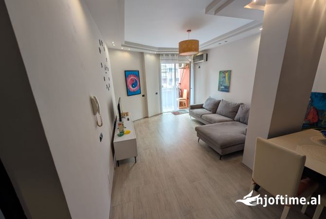 Shtepi me qera 1+1 ne Tirane - 550 Euro
