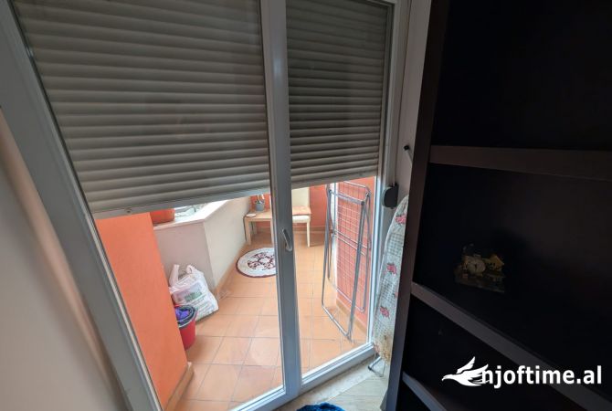 Shtepi me qera Apartament ne Tirane, 1+1, Mobilimi E mobiluar, Pagesa 550  Euro.