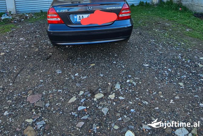 Makina ne shitje ne Pogradec - 2,900 Euro