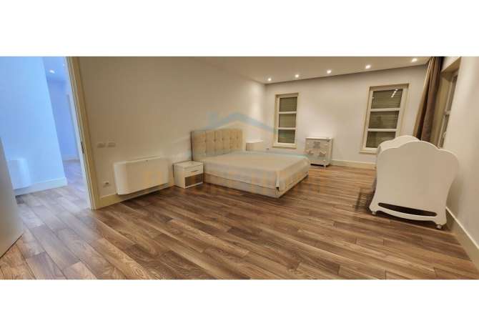 Shtepi me qera 5+1 ne Tirane - 5,000 Euro
