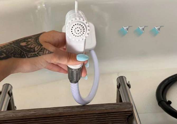 Shitet Gomone e markes Marshall