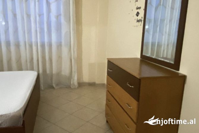 Shtepi me qera 1+1 ne Tirane - 38,000 Leke
