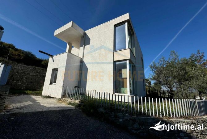 Casa in vendita 3+1 a Tirana - 350,000 Euro