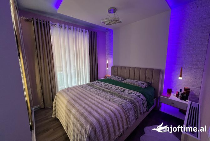 Shtepi me qera 2+1 ne Tirane - 700 Euro