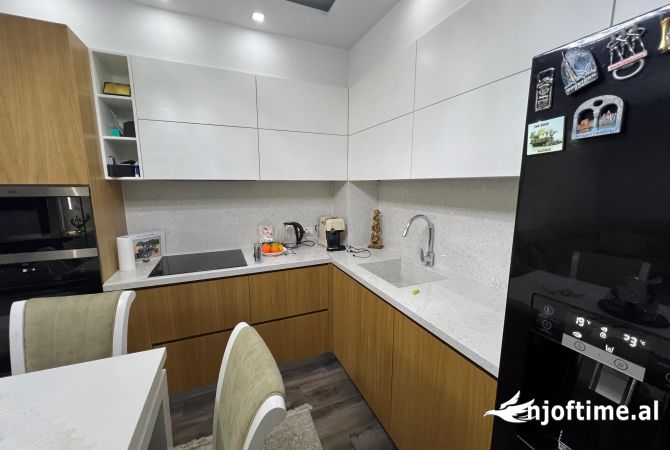 Shtepi me qera 2+1 ne Tirane - 700 Euro