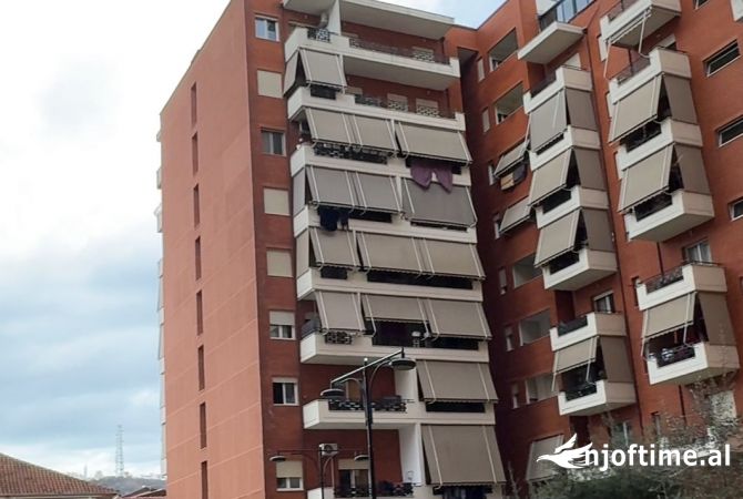 Shtepi ne shitje 2+1 ne Tirane - 160,000 Euro