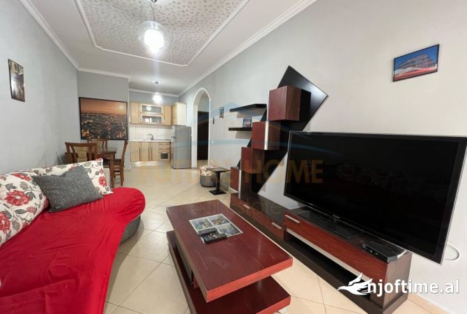 Shtepi me qera 2+1 ne Tirane - 450 Euro