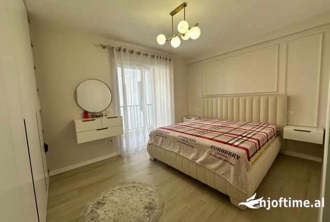 Shtepi me qera 2+1 ne Tirane - 550 Euro